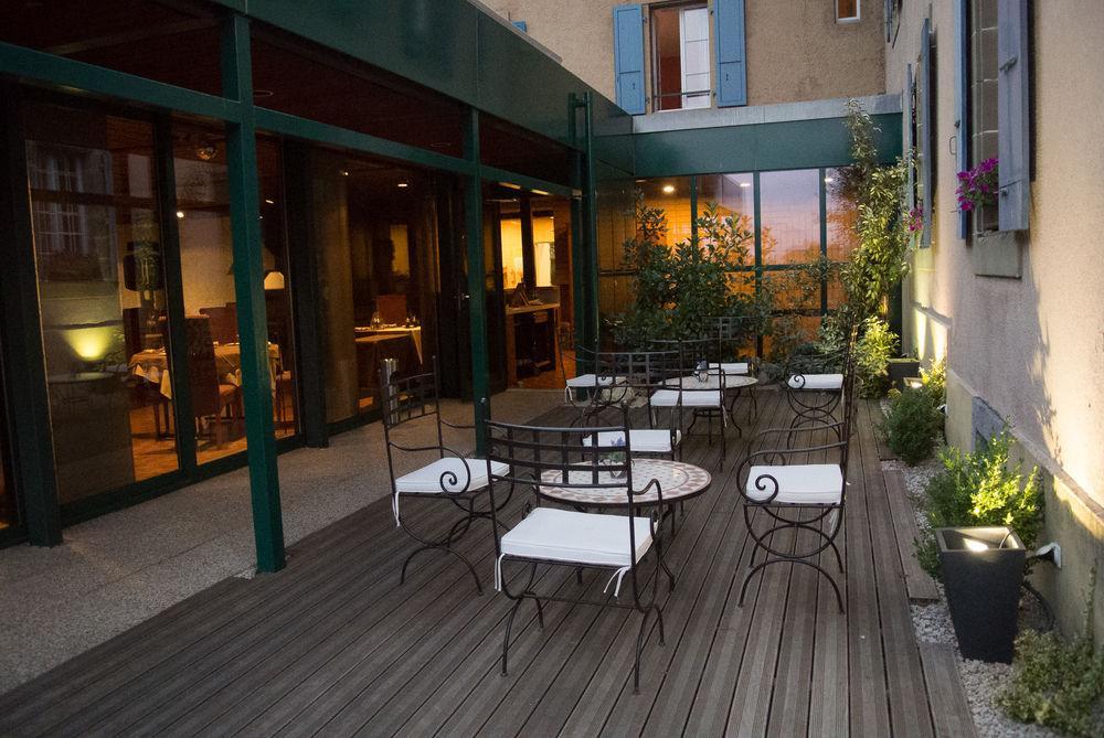 Hostellerie Les Chevreuils Lausana Exterior foto